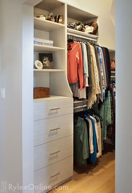 Master Closet for Women with Hutch