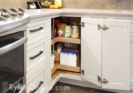 Lazy Susan in Lower Corner Cabinets