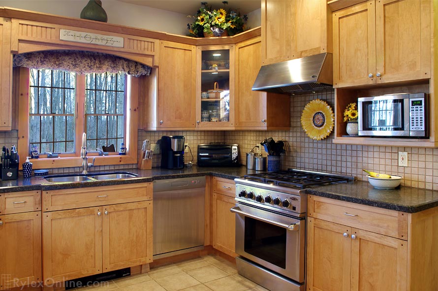 Kitchen Cabinets Solid Wood with Pegs