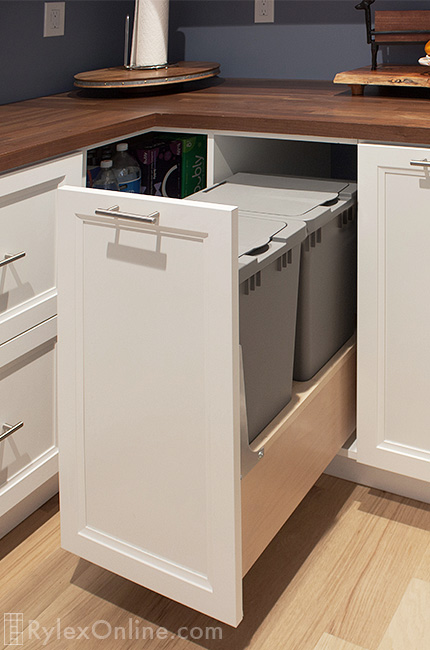 Pantry Recyle Pull-Out Cabinet