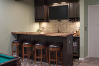 Home Wet Bar and Recreation Room