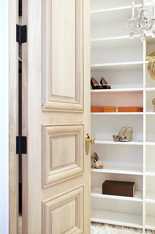 White Dressing Room Closet with Adjustable Open Shelves