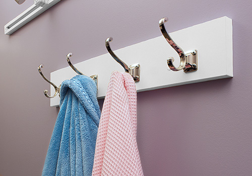 Walkin Closet with Robe Hook Rack