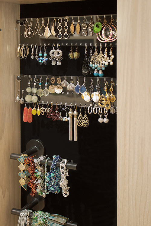 Acrylic Earring Holders for Rylex Closet Designs