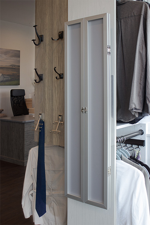 Three Panel Full-Length Closet Mirror