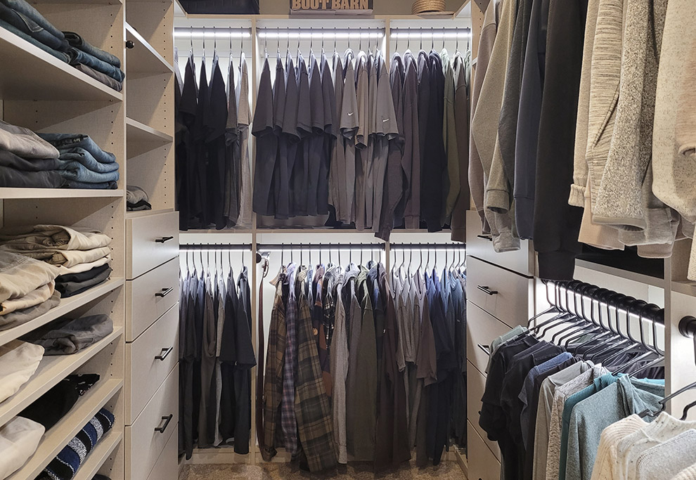 Custom Walk-In Closet, Adjustable Shelves, Generous Drawer Space with Lighted Garment Rods