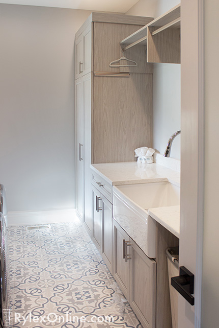 Laundry Room with Spacious Counter and Cabinets