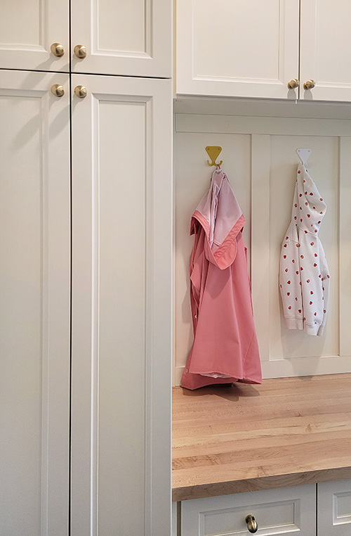 Mudroom Drawer Cabinet with Butcher Block Counter