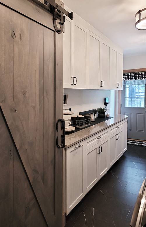 Kitchen Pantry with Laundry Space