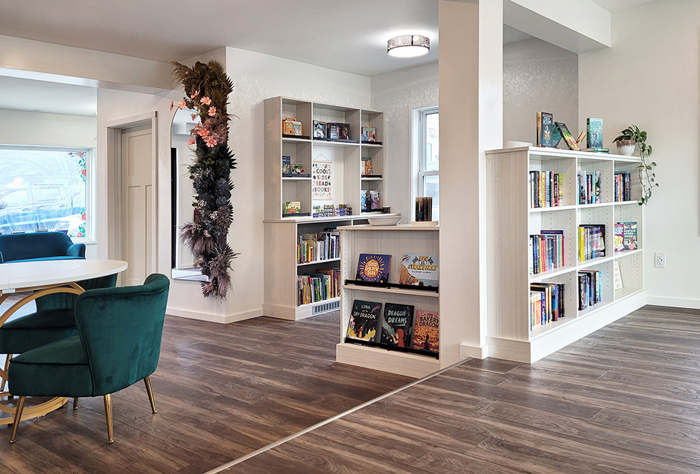 Retail Bookstore Multi-Level Book cases and Cabinets