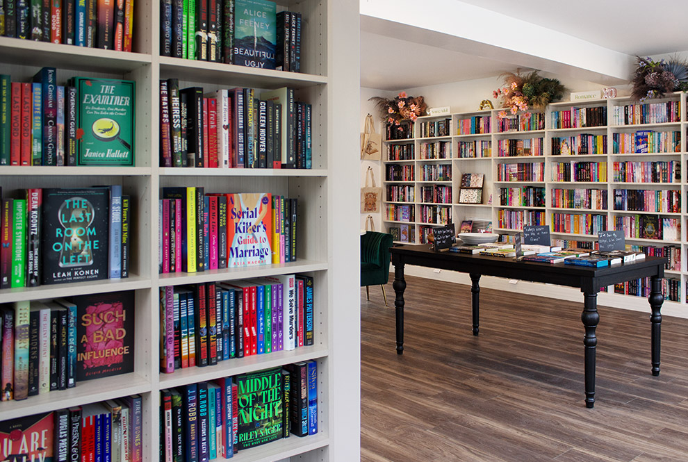 Bookstore Wall Bookcase with Adjustable Shelves