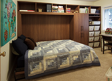 Murphy Bed in Guest Room